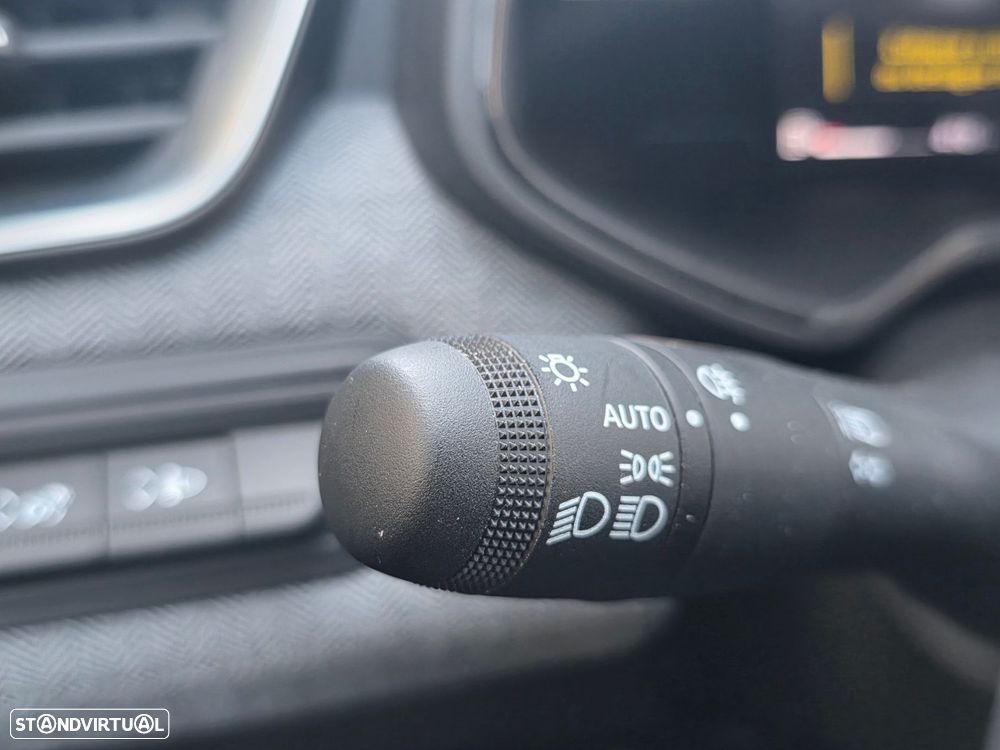 Renault Clio 1.6 E-Tech Full Hybrid Engineered - 18