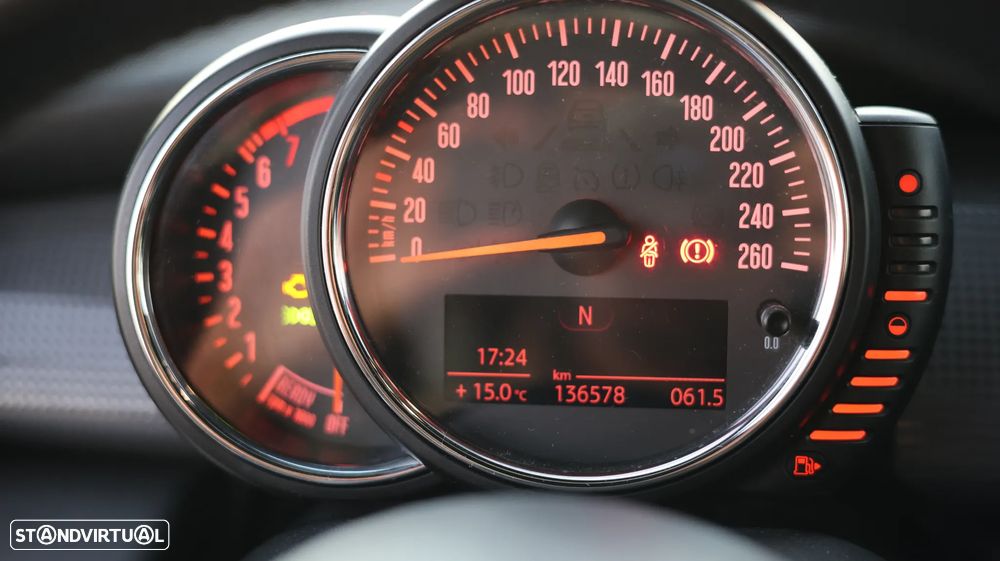 MINI 3 Portas One - 20