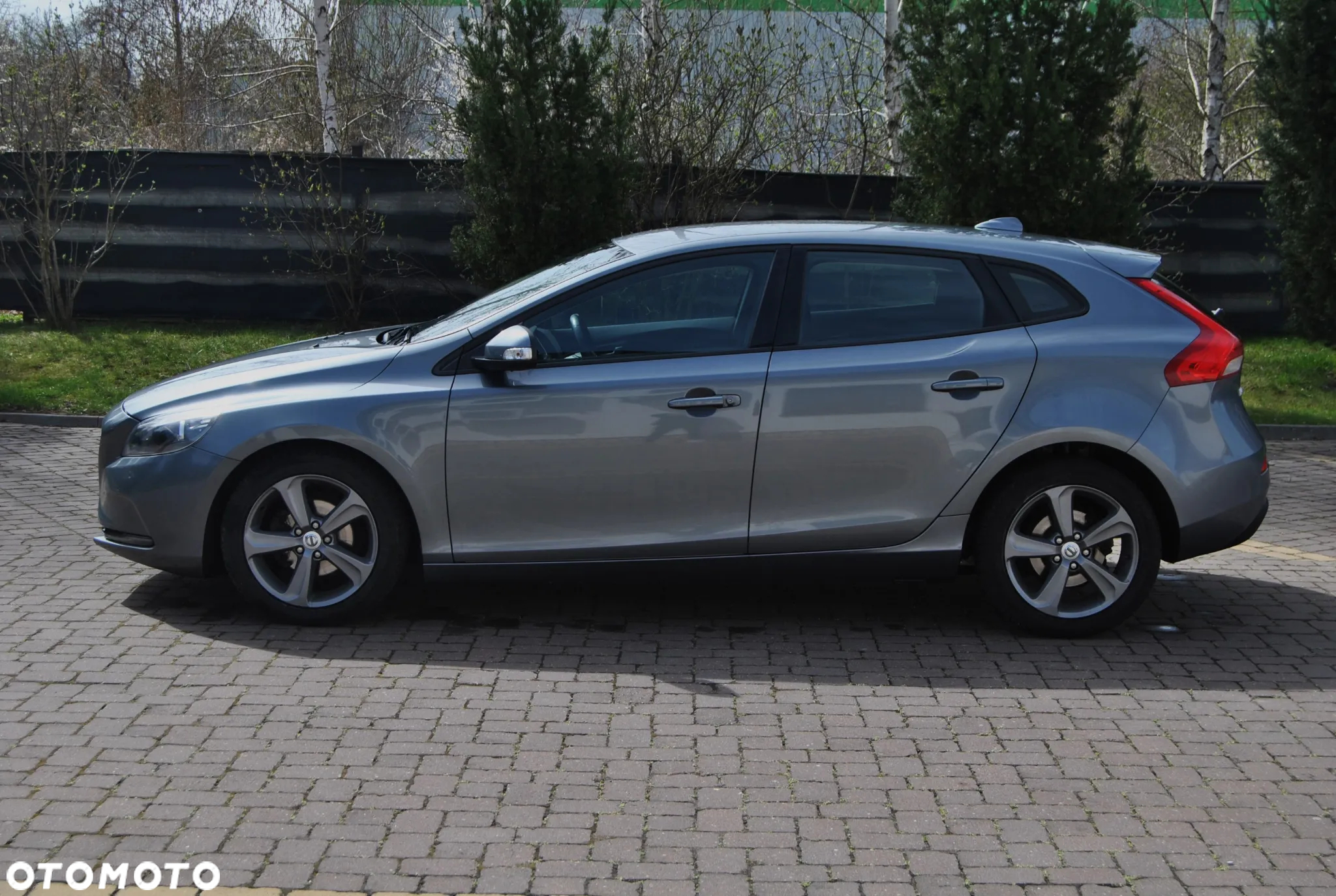Volvo V40 D2 Summum - 16