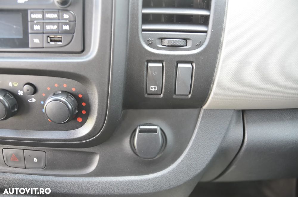 Renault Trafic ENERGY dCi 125 Spaceclass - 28