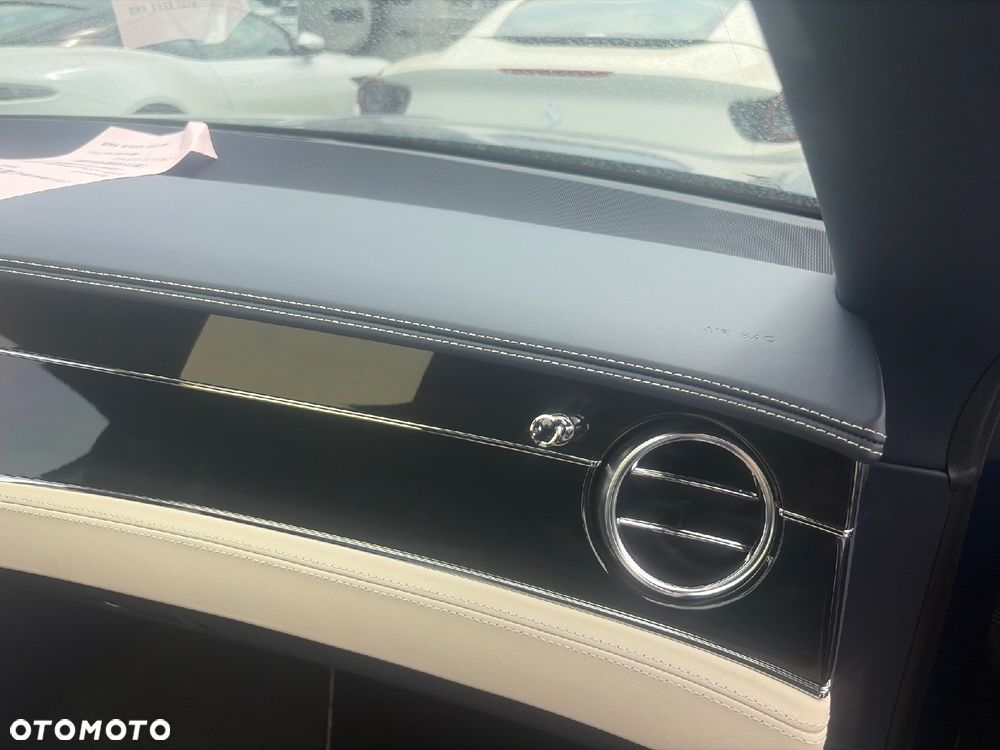 Bentley Continental GT - 12