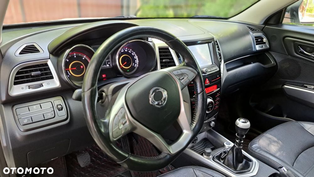 SsangYong/KGM Tivoli e-XDi 160 2WD Quartz - 25