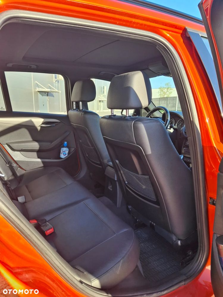 BMW X1 sDrive20d Sport Line - 11