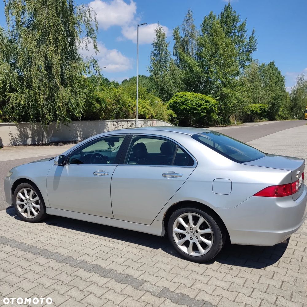 Honda Accord 2.4 i Executive - 1