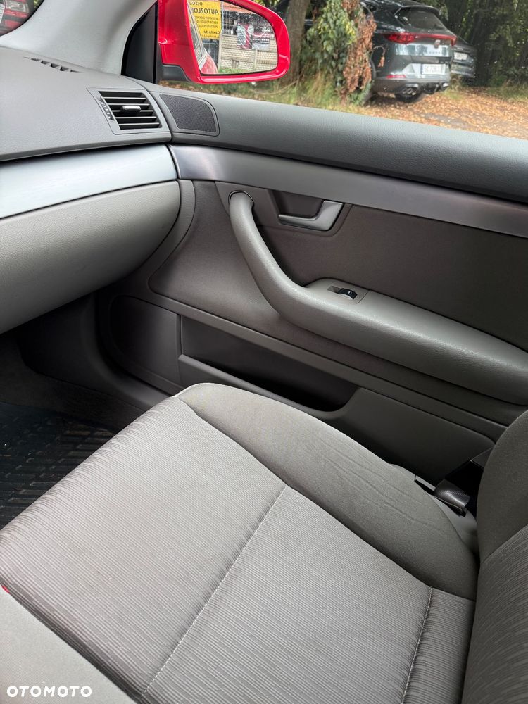 Audi A4 B7 sedan 2.0 ALT czerwona LY3J na części - 8