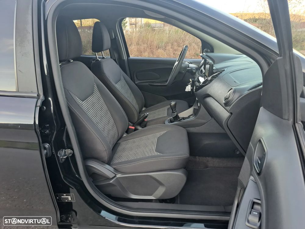 Ford KA+ - 13