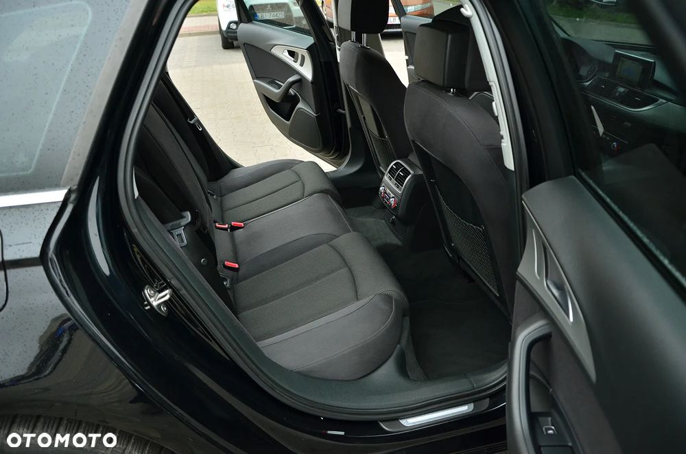 Audi A6 Avant - 14
