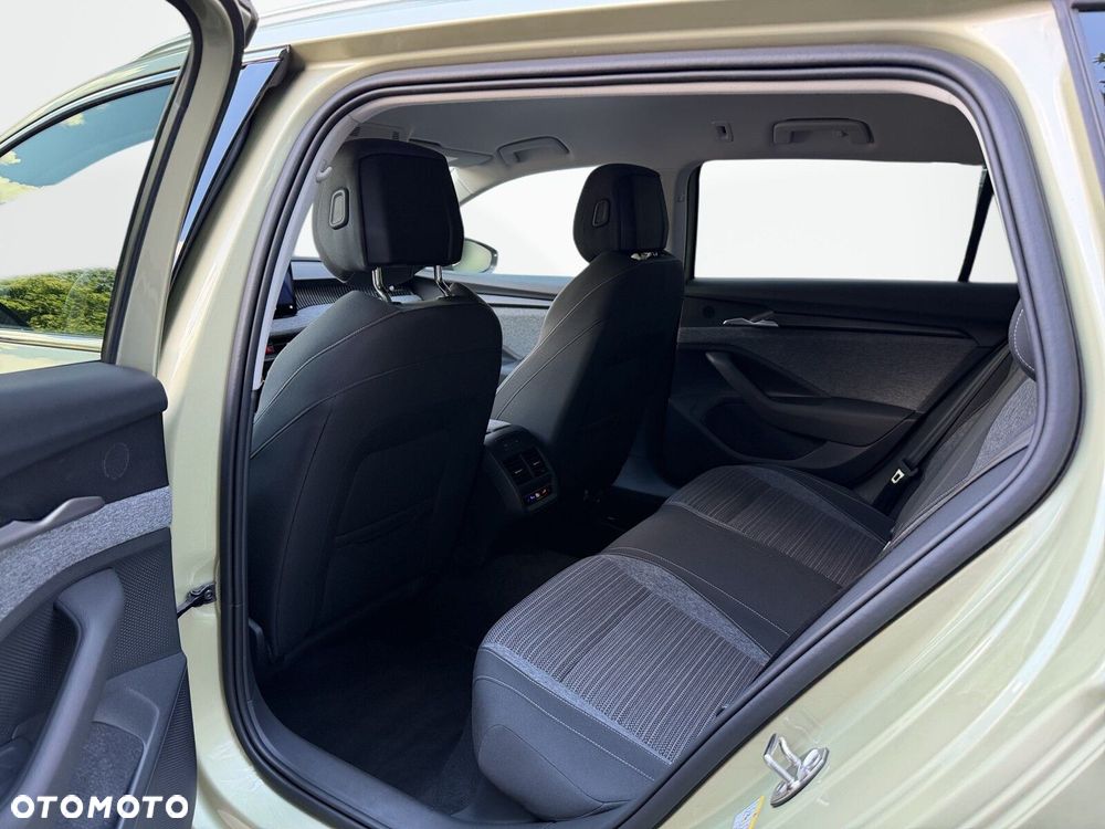 Skoda Superb 1.5 TSI mHEV Selection DSG - 36