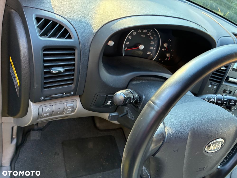 Kia Carnival 2.9 CRDi Tour - 13