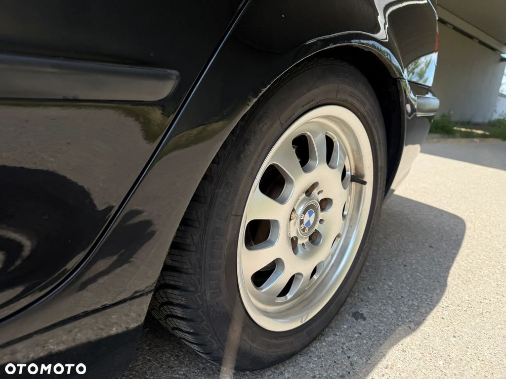 BMW Seria 3 320i - 10