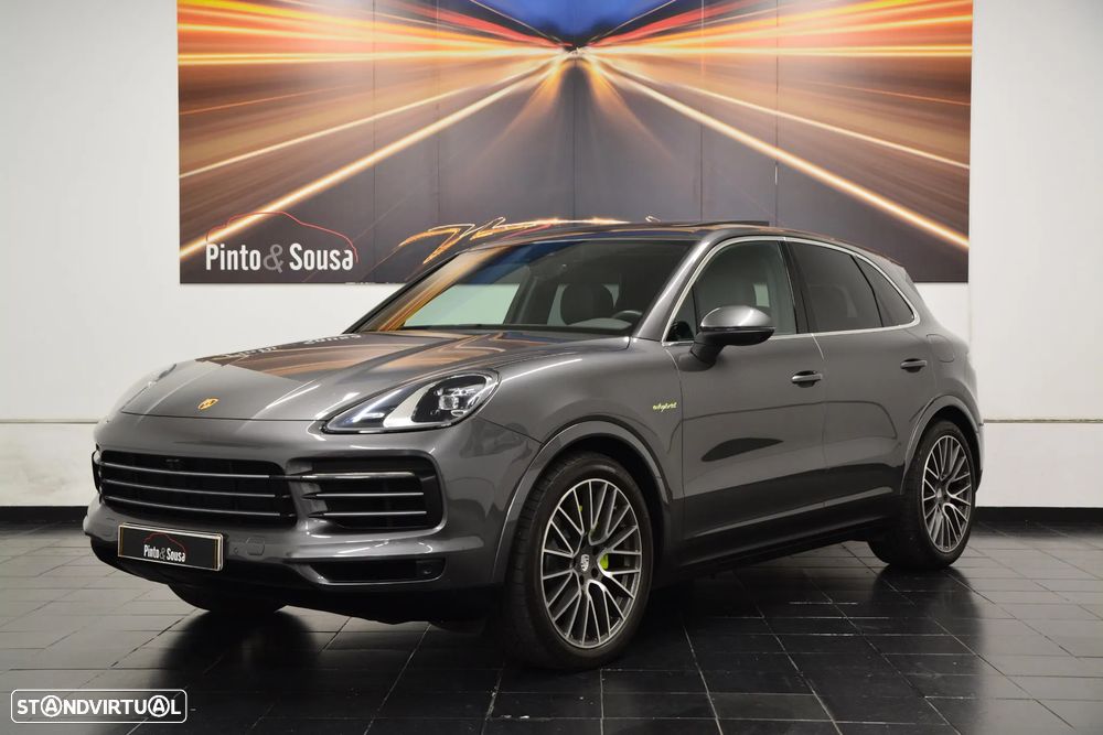 Porsche Cayenne E-Hybrid - 2