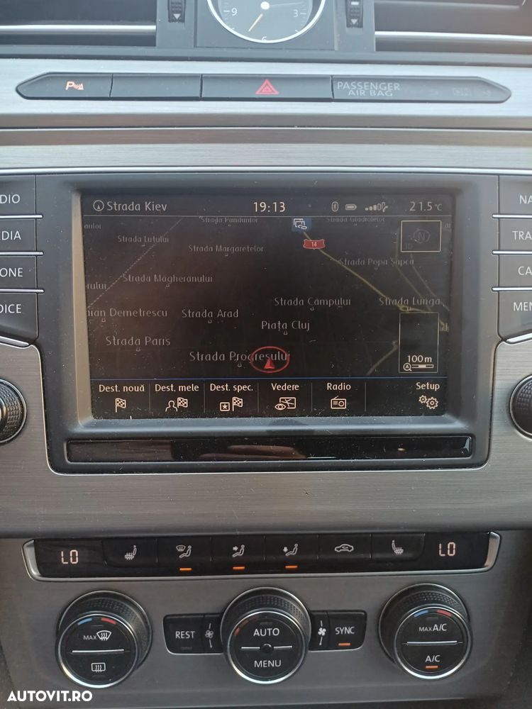 Volkswagen Passat 1.6 TDI Advance - 15