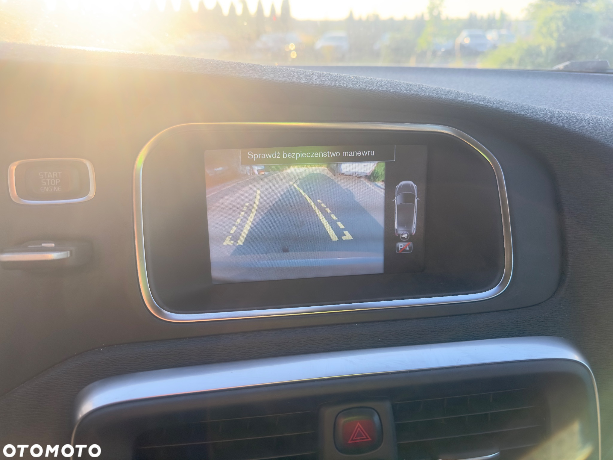 Volvo V40 D2 R-Design Momentum - 8