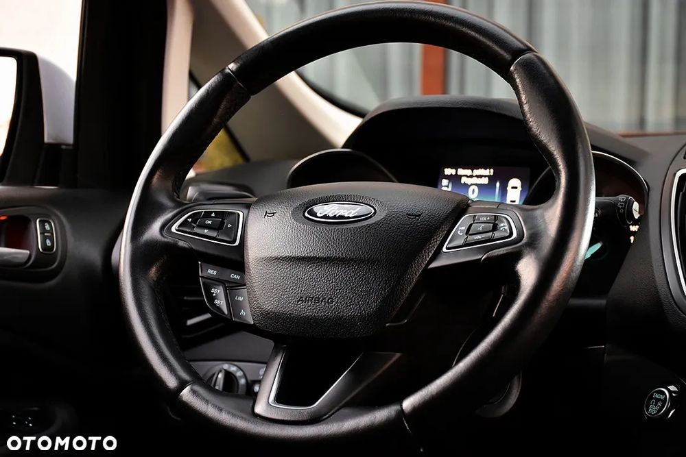 Ford C-MAX 1.0 EcoBoost Titanium ASS - 19