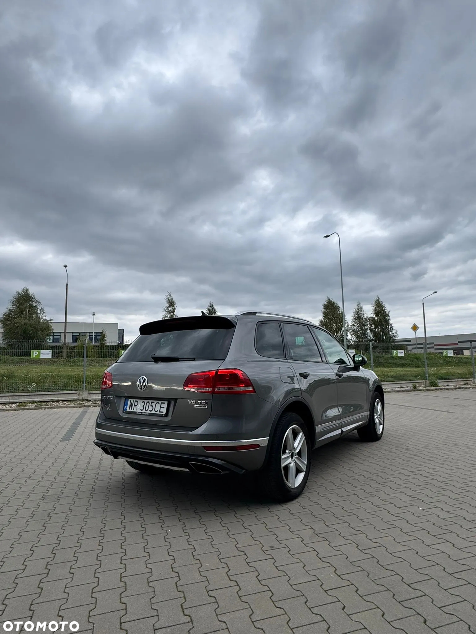 Volkswagen Touareg 3.0 V6 TDI BMT Perfectline R-Style - 4