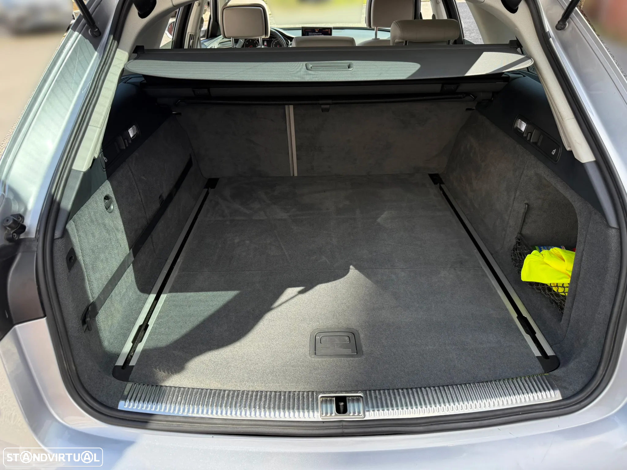 Audi A6 Avant 3.0 TDI V6 quattro Advance S tronic - 18