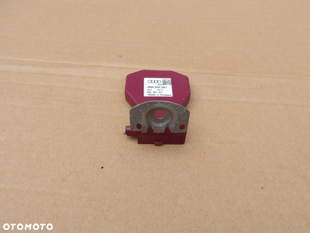WZMACNIACZ ANTENA AUDI 4M0035507 - 3