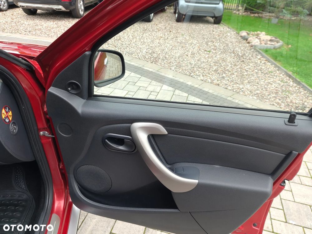 Dacia Sandero Stepway 1.6 - 26
