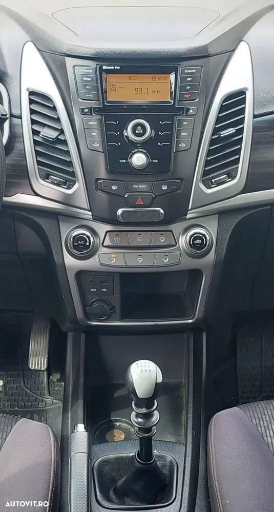 SsangYong Korando - 11
