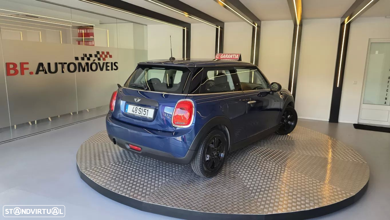 MINI 3 Portas One D - 4