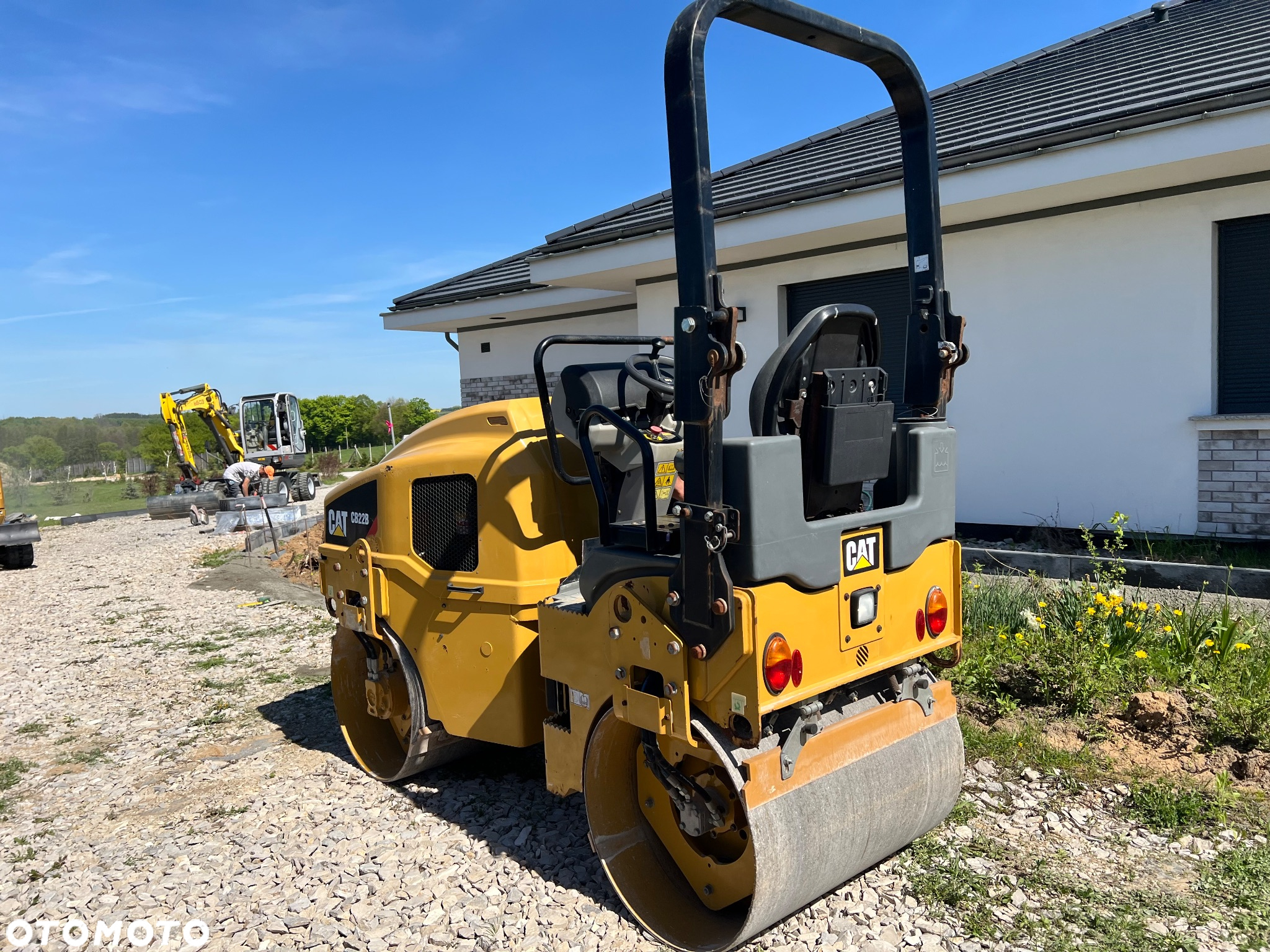 Caterpillar Walec drogowy CAT 100cm CB22B 2017r  zagęszczarka Catepillar CB 22 B Szer 100 cm Wibracja na oba bębny Zbiorniki na wodę Bomag  2,5 tony 24KW - 8
