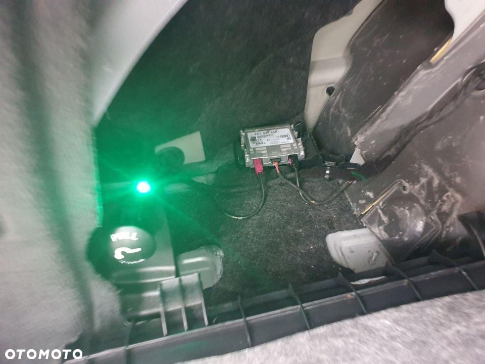 Audi A6 Avant 3.0 TDI Quattro S tronic - 13