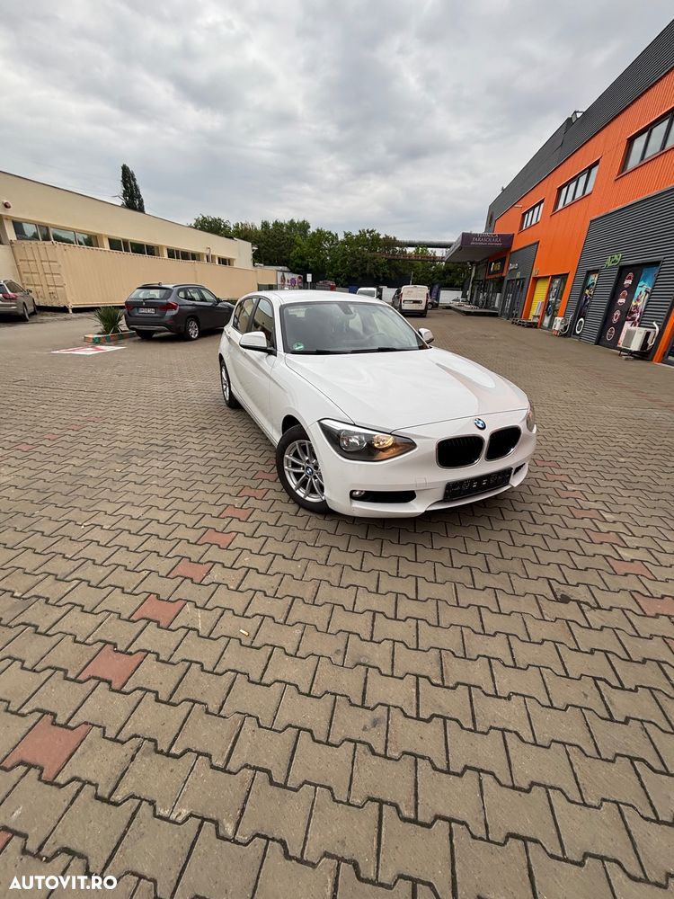 BMW Seria 1 116i - 1