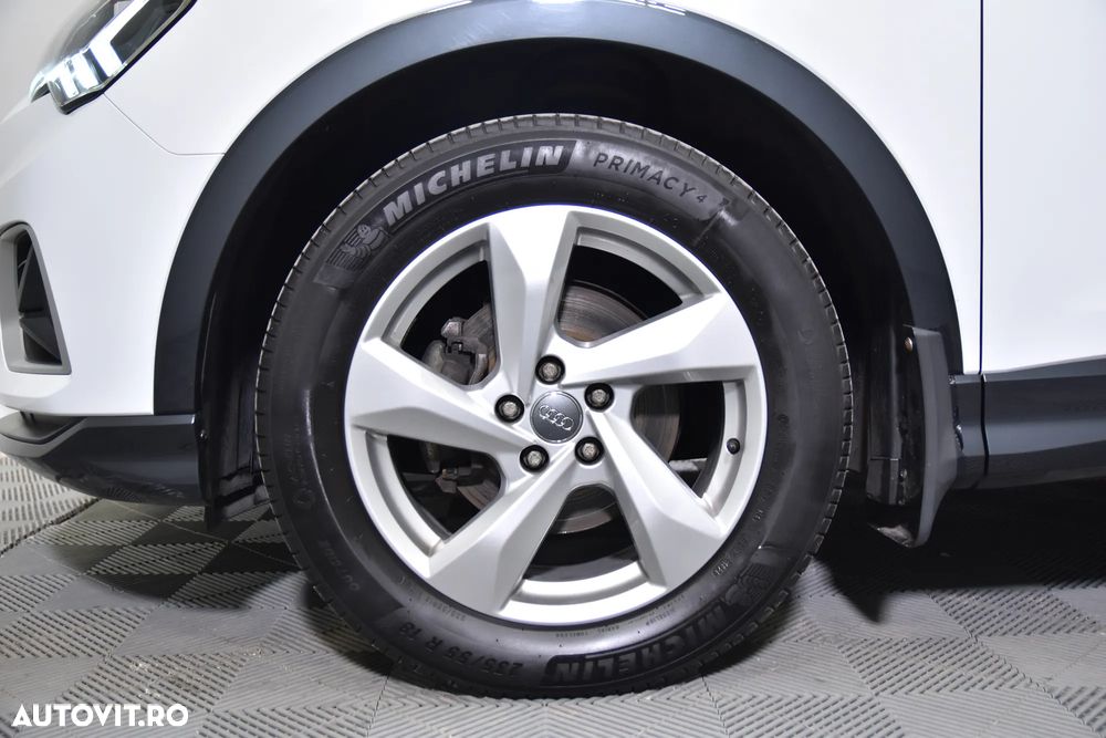 Audi Q3 35 TFSI S tronic - 14