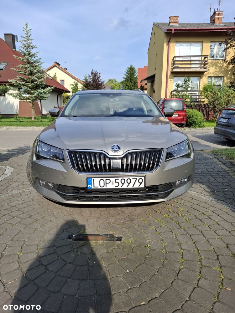 Skoda Superb Combi 2.0 TDI 4x4 DSG L&K - 3