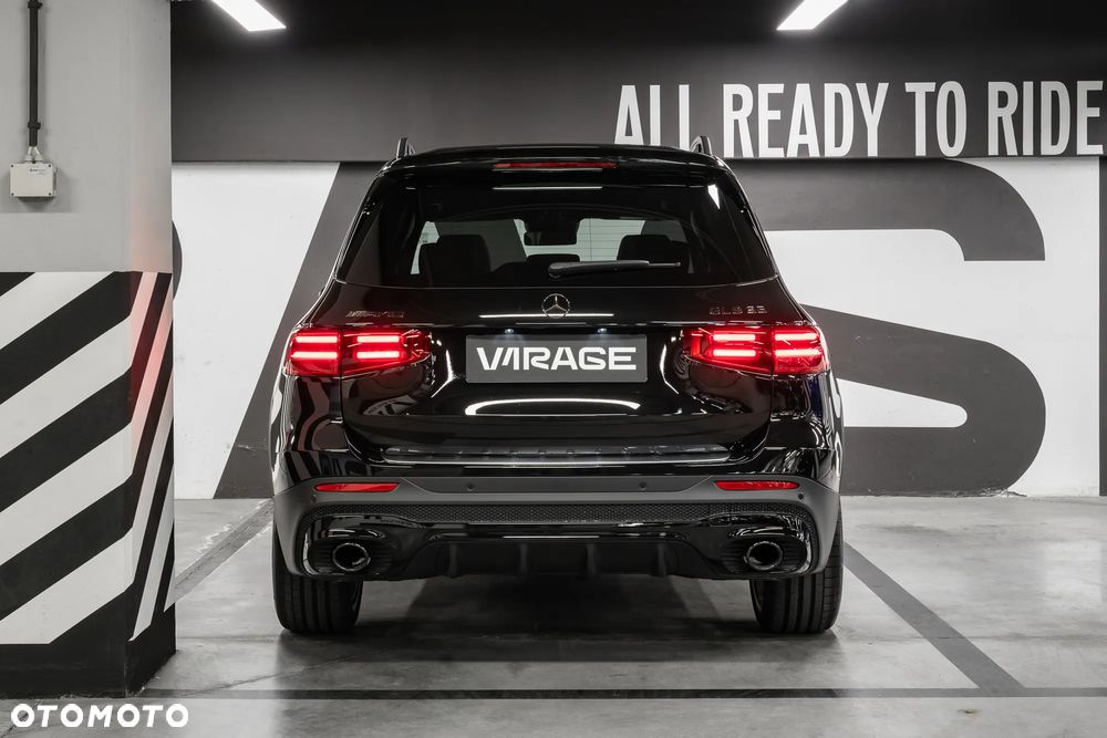 Mercedes-Benz GLB AMG 35 4Matic AMG Speedshift DCT 8G - 24