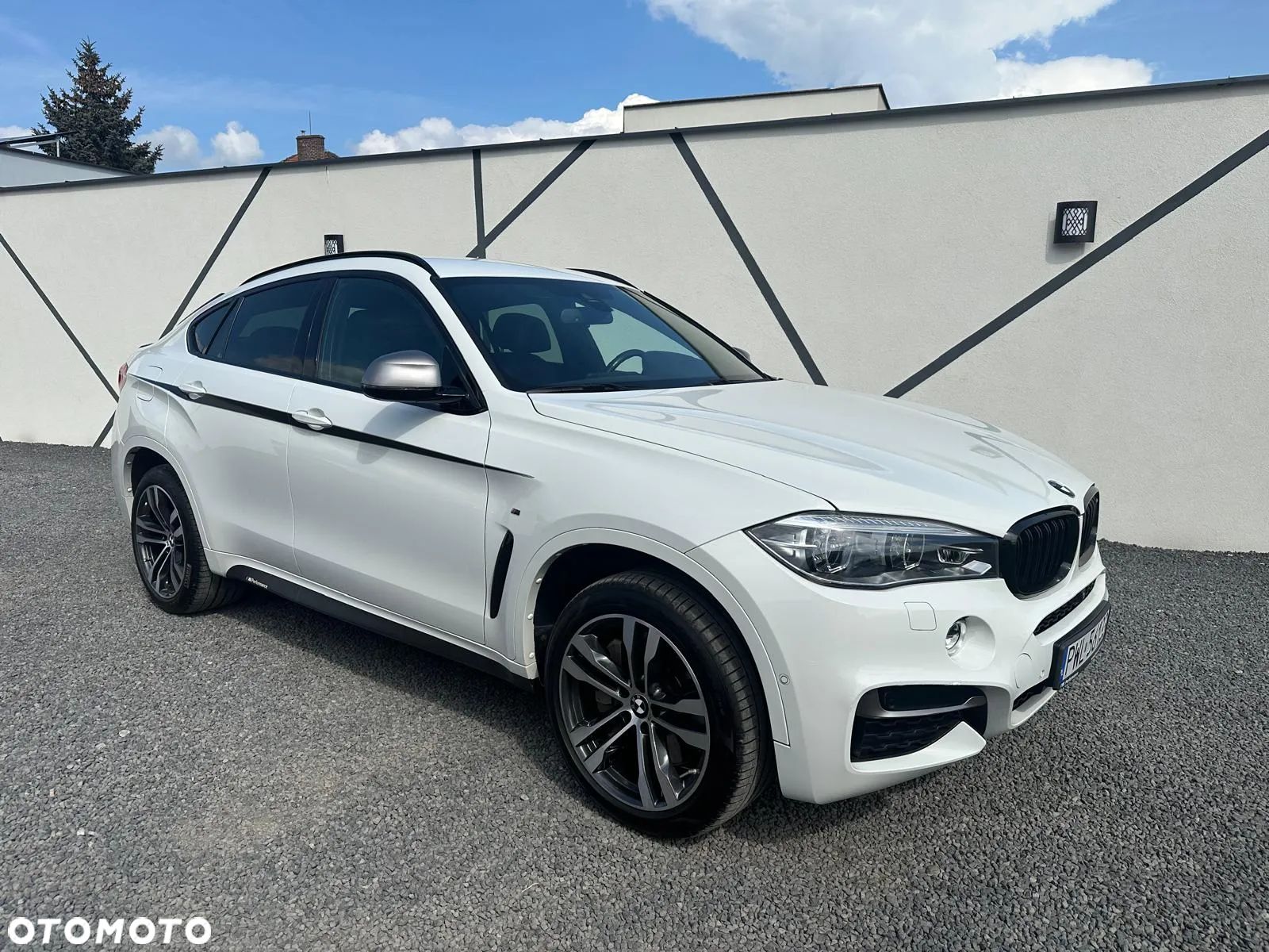 BMW X6M - 1