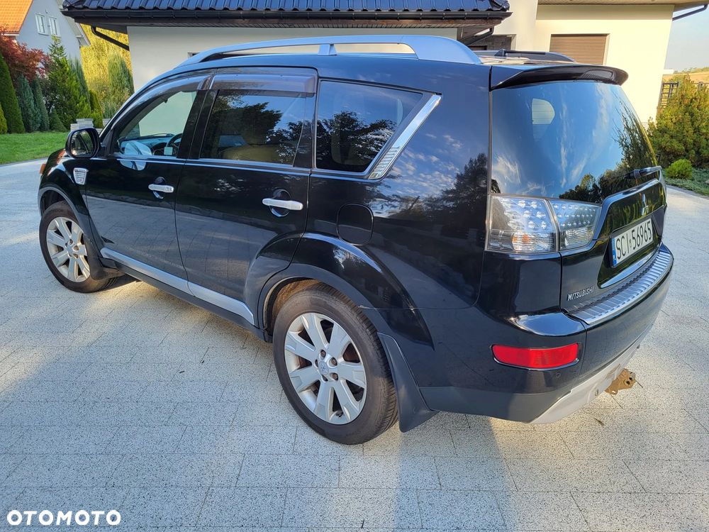 Mitsubishi Outlander 2.0 DID Instyle - 17