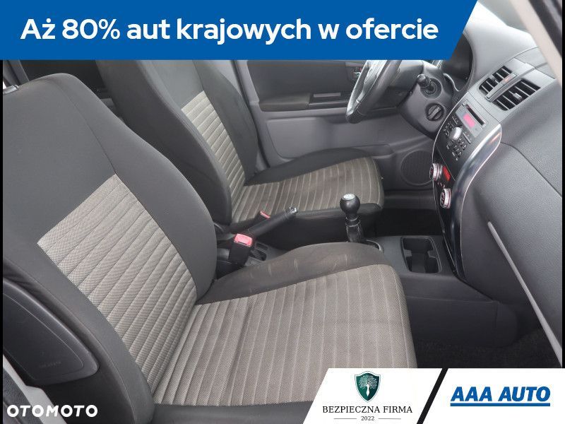 Suzuki SX4 - 10