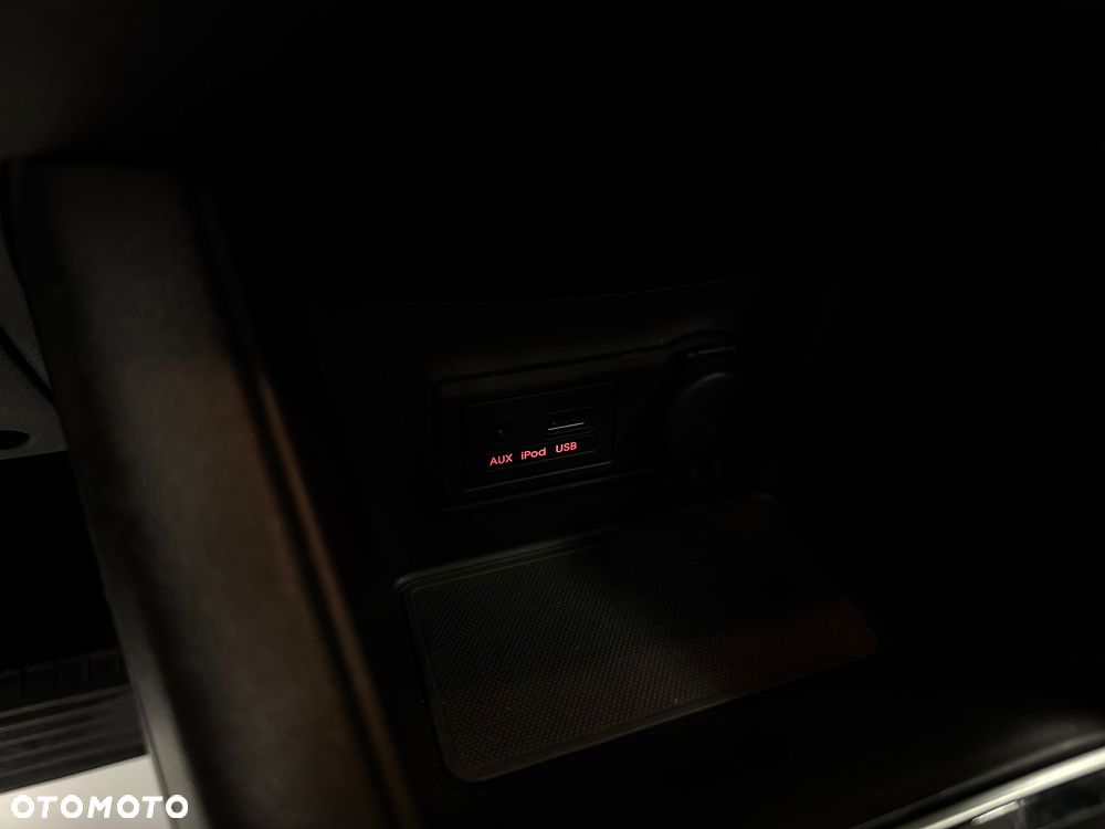 Kia Venga 1.6 L - 22