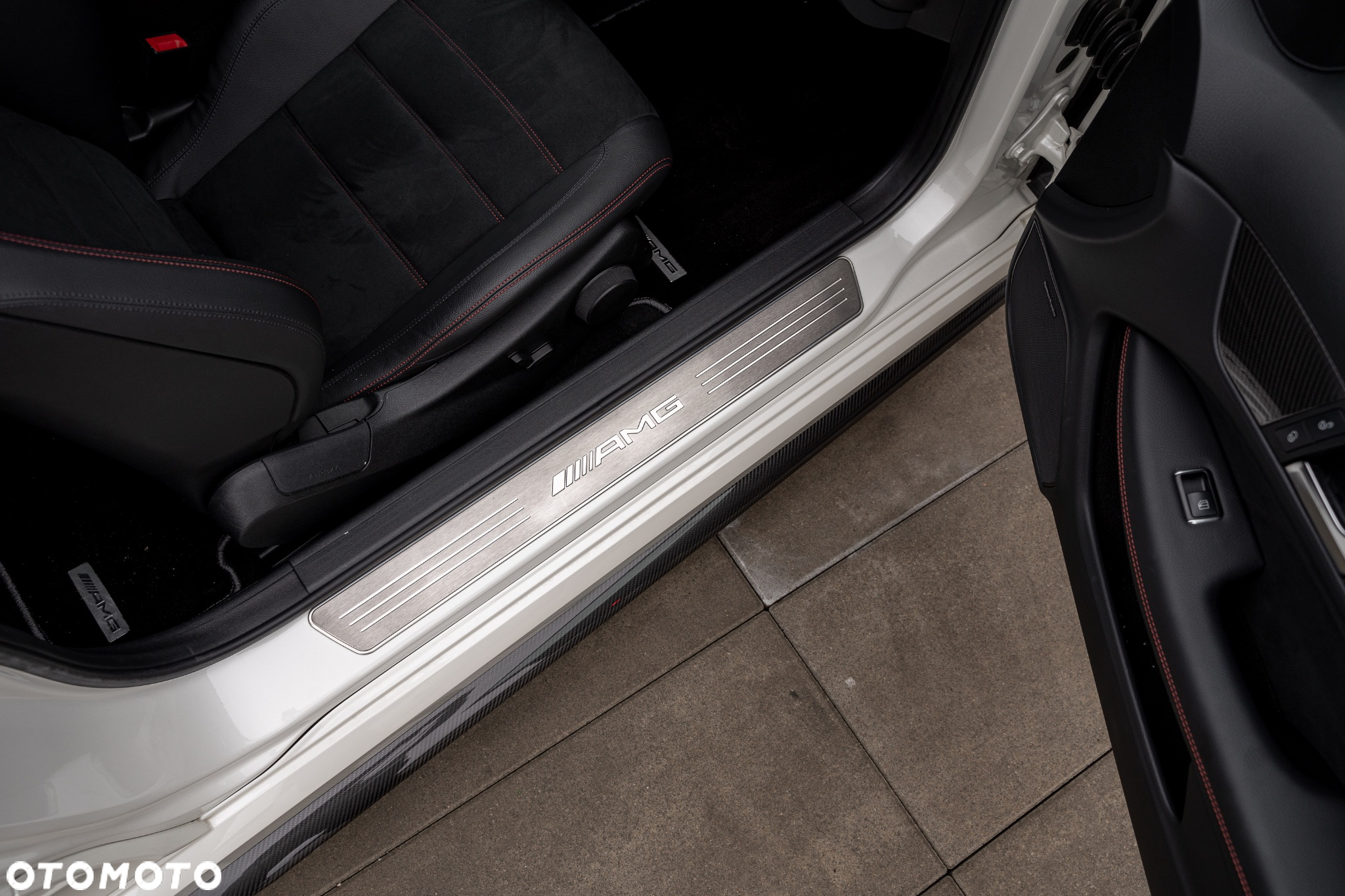 Mercedes-Benz Klasa C 63 AMG - 38