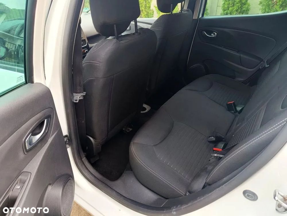 Renault Clio 1.2 16V Limited EU6 - 14