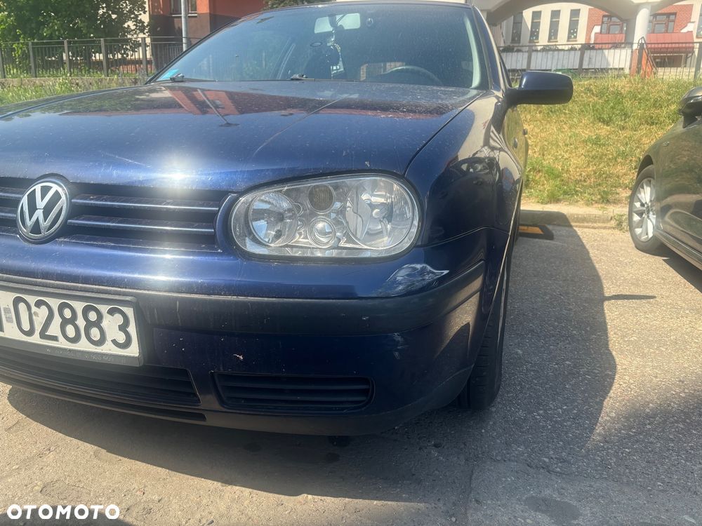 Volkswagen Golf 1.9 TDI Q - 2