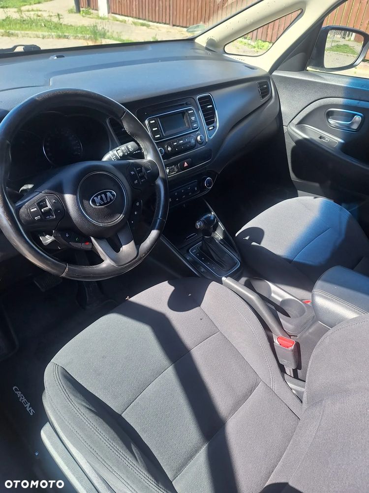 Kia Carens 1.7 CRDi Spirit - 6