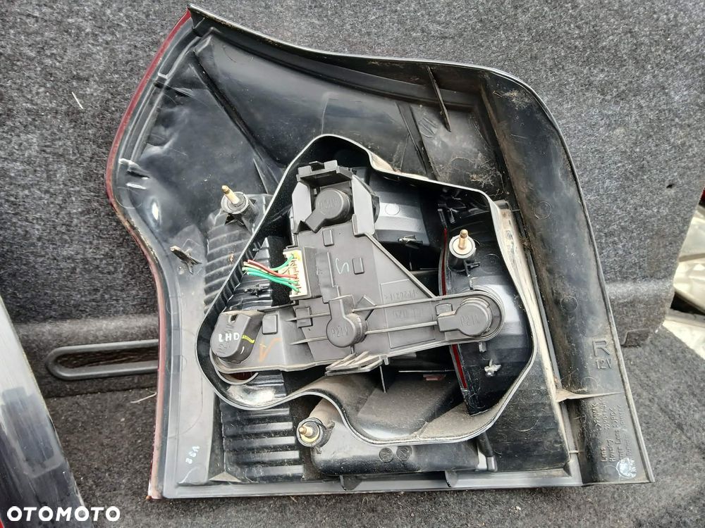 Toyota Corolla E12  HB Lampa tylna lewa, prawa. - 3