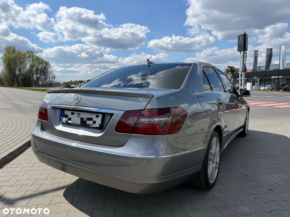 Mercedes-Benz Klasa E 200 CDI DPF BlueEFFICIENCY Automatik Avantgarde - 13