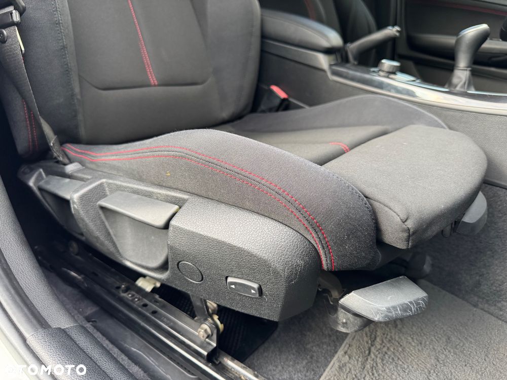 BMW Seria 1 118d DPF Edition Sport - 30