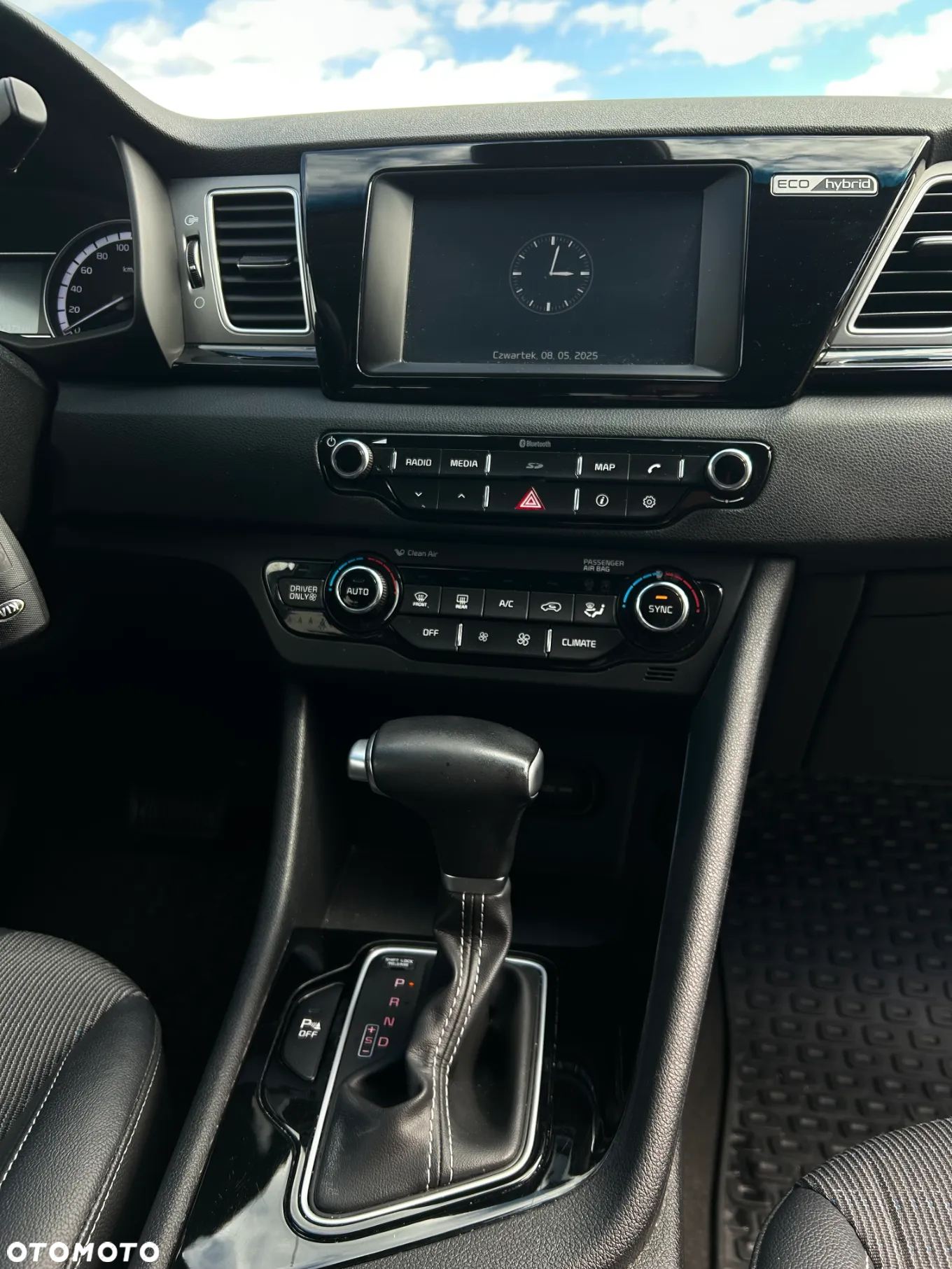 Kia Niro 1.6 GDI Hybrid M - 12