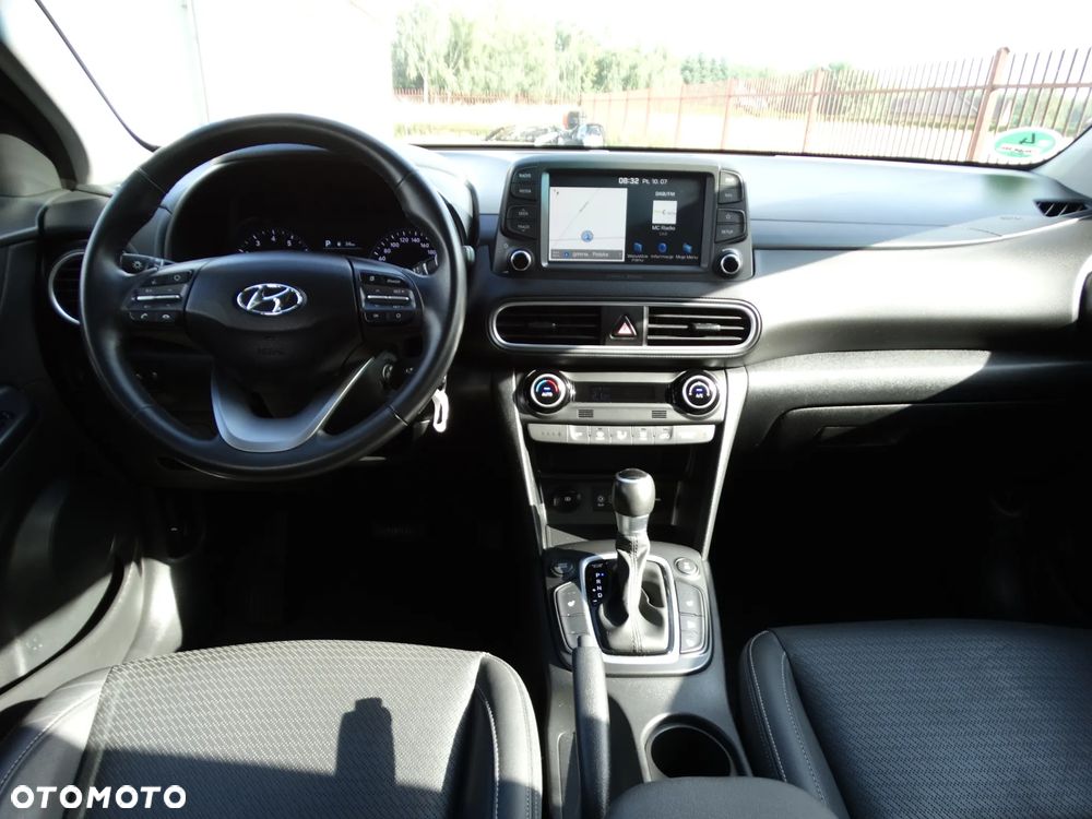 Hyundai Kona - 12