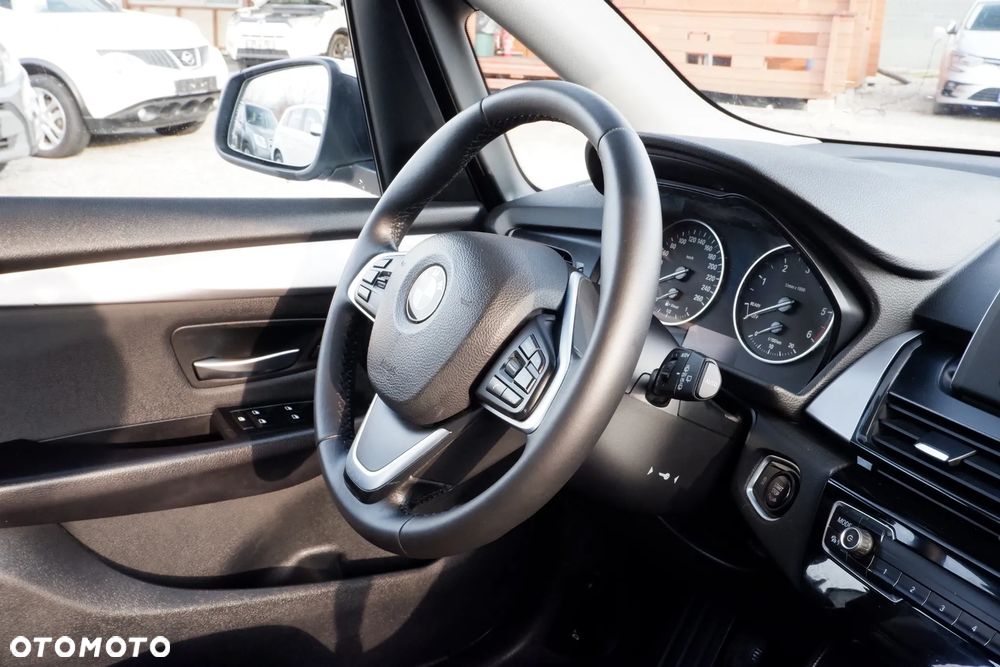 BMW Seria 2 216d Advantage - 5