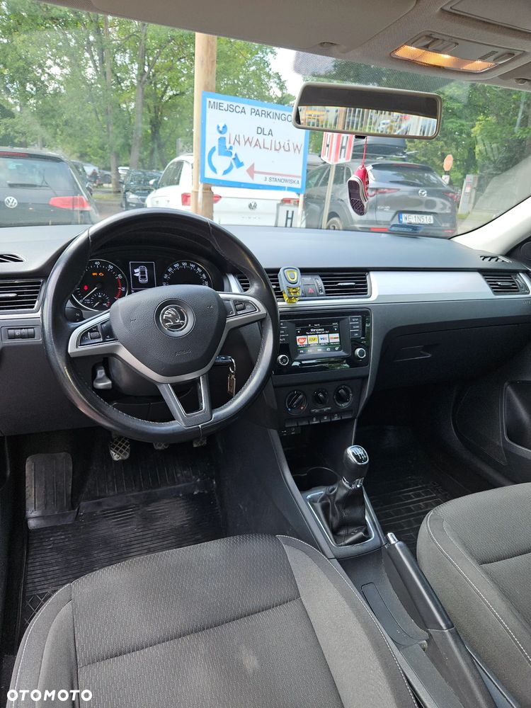Skoda RAPID 1.2 TSI Ambition - 2