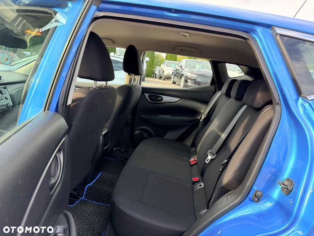 Nissan Qashqai 1.5 dCi Visia - 15