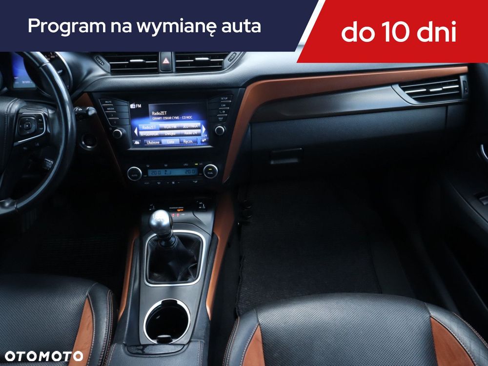 Toyota Avensis - 10