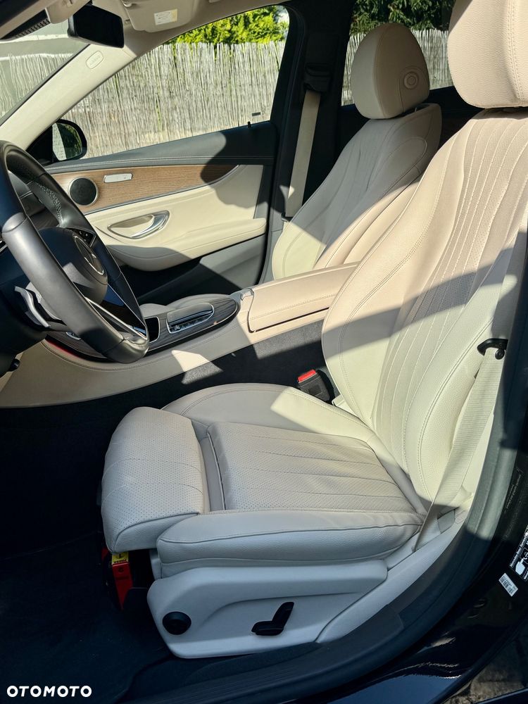 Mercedes-Benz Klasa E 220 d 4-Matic Avantgarde - 24