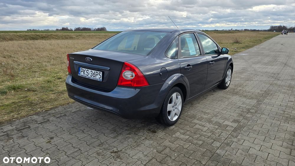 Ford Focus 1.6 Ti-VCT Ghia - 8