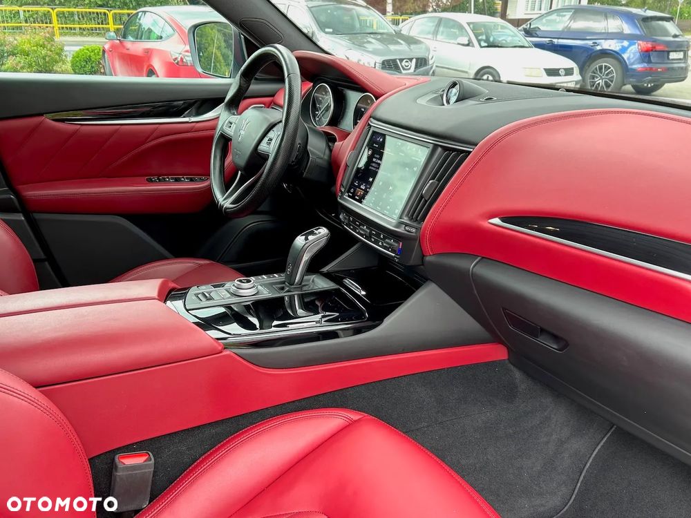 Maserati Levante Q4 - 35
